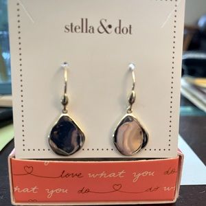 Stella and Dot Amour Drop Earrings